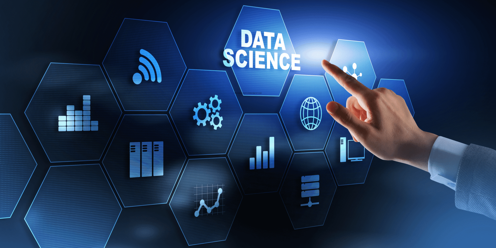 Basic Difference Between Data Science and Data Analytics & Scope: Palin
